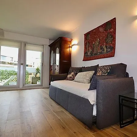 2 Pieces Avec Balcon - Parking - Proche Versailles Le Chesnay (Yvelines)